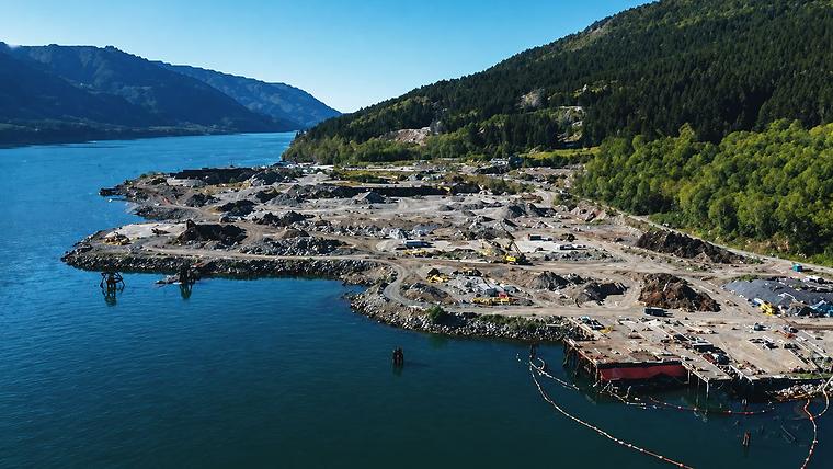 Survey crew site at the Nucel pulp mill